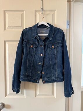 💙Levi’s Dark Denim Signature Jacket size Medium 💙